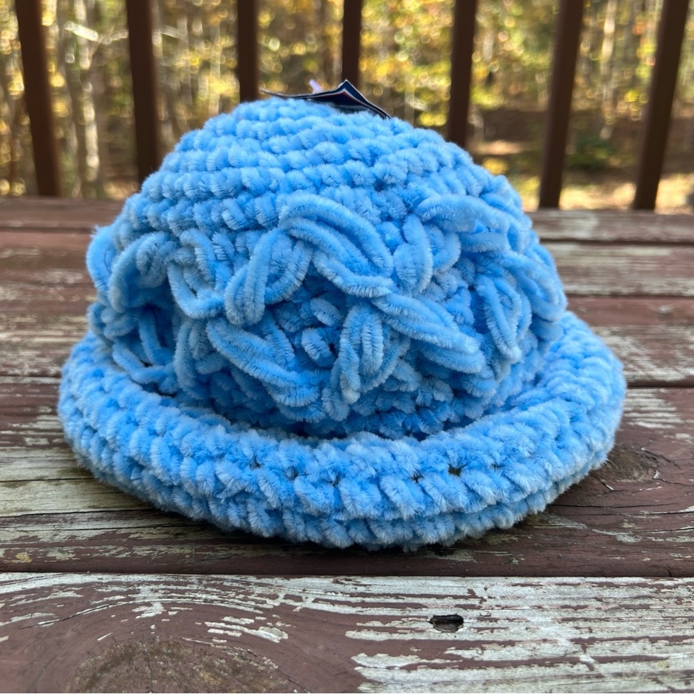 Winter Collection 100% Acrylic Chunky Crochet Style Baby Blue Unisex Bucket Hat